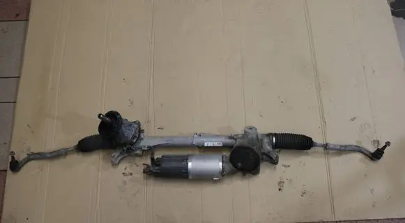 Volvo XC40 Steering rack 32333924