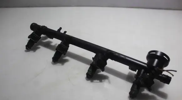 Renault Laguna II Fuel main line pipe