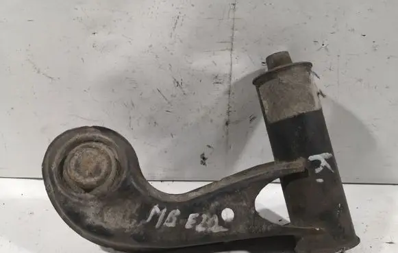 Mercedes-Benz E W210 Front lower control arm/wishbone