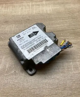 Opel Astra G Airbag control unit/module 24416703 5WK42977