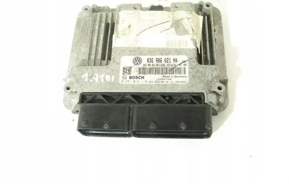 Volkswagen Golf V Engine control unit/module ECU Array