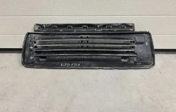 Dacia Duster II Radiator trim 214F69647RKPD179