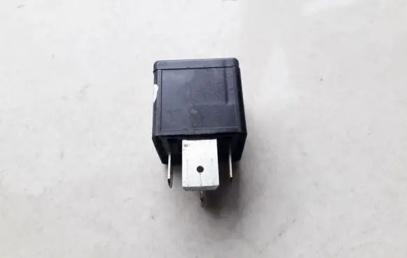 Volvo S60 Other relay 9441158 V23134-J52-X346