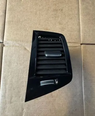 Volvo XC90 Dash center air vent grill 32277963