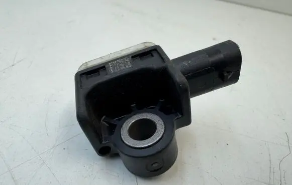Maserati Ghibli Airbag deployment crash/impact sensor 670038225