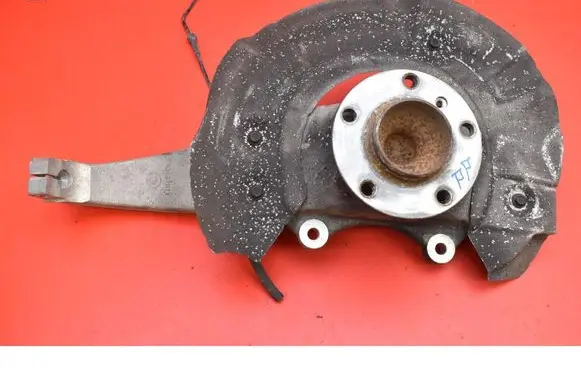 BMW 7 F01 F02 F03 F04 Front wheel hub spindle knuckle