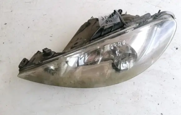 Peugeot 206 Headlight/headlamp 9630869780 89001932
