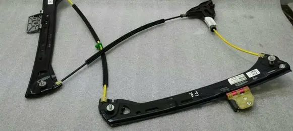 Mercedes-Benz E W238 Front window lifting mechanism without motor A2057204227