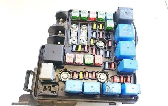 KIA Ceed Fuse box set 919501h020 91950-1h020