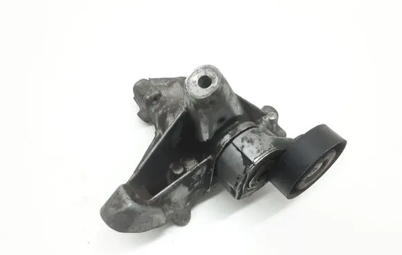 Volvo XC60 Engine mounting bracket 6G9N19D624BC