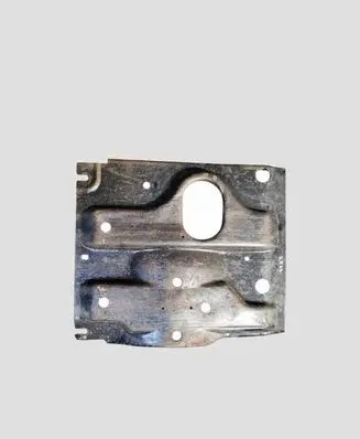 Jeep Cherokee KJ Engine splash shield/under tray