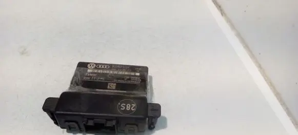 Volkswagen Touran I Gateway control module 1K0907530F 1K0907951