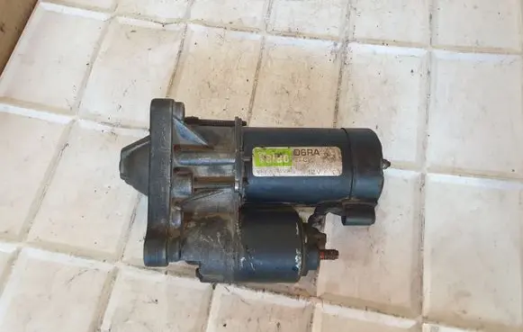 Renault Megane I Starter motor D6RA133