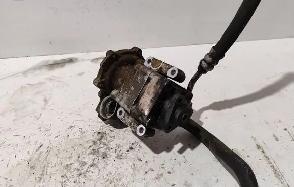 BMW 3 E46 Power steering pump 3242-1740858