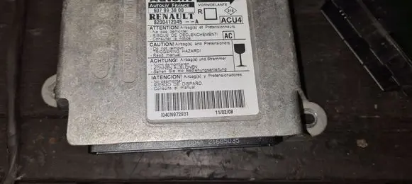 Renault Scenic II - Grand scenic II Airbag control unit/module 8200412045