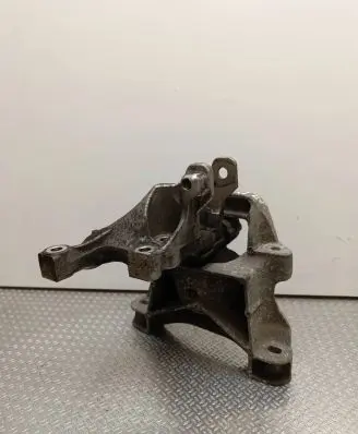 Peugeot Expert Engine mount bracket 4A110010