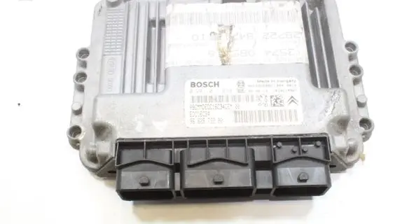 Peugeot 207 Engine control unit/module 0281011634 9662872280