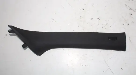 BMW X2 F39 (A) pillar trim 7426400