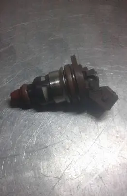 Fuel injector