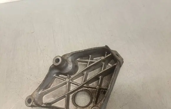 BMW X3 F25 Engine mounting bracket 6784825 78482 13992010