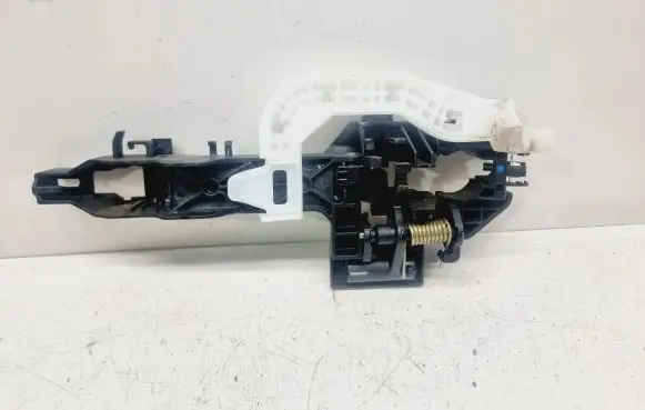 Front door exterior handle/bracket