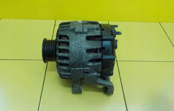 Opel Mokka Generator/alternator 2620377A 13588304
