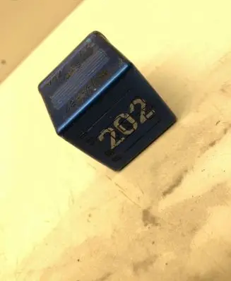 Audi A5 8T 8F Glow plug pre-heat relay 8A0951253