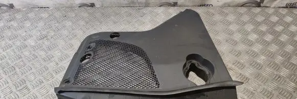 Mercedes-Benz E W213 Wiper trim A2138300100