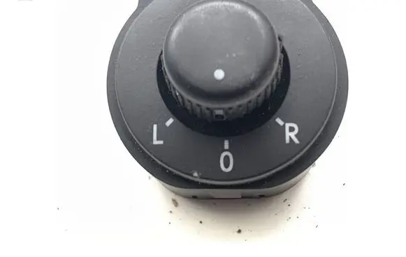 Volkswagen Polo V 6R Wing mirror switch 6R1959565F