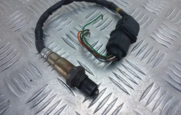 Hyundai H-1, Starex, Satellite Lambda probe sensor 393504A410