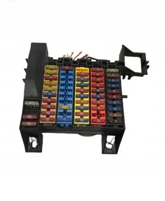 Audi A8 S8 D2 4D Fuse module 4D0941824