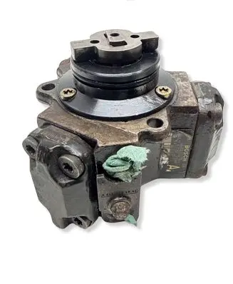Jeep Grand Cherokee (WJ) Fuel injection high pressure pump A6110700501 0445010008 A0160312667