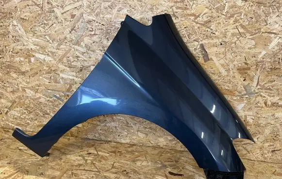 Honda FR-V Fender