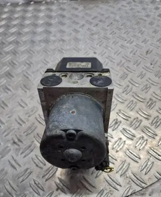 Volkswagen PASSAT B5.5 ABS Pump ESP0124C 0265950055 189107