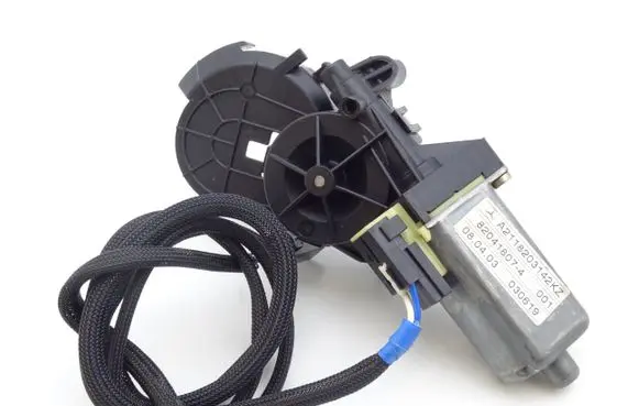 Mercedes-Benz E W211 Seat adjustment motor A2118203142