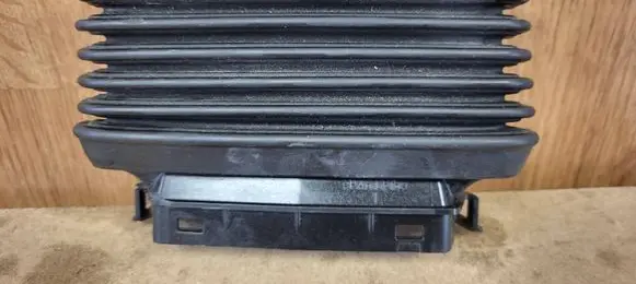 Mercedes-Benz C W205 other engine part A20575