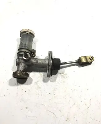 Mitsubishi Pajero Sport I Clutch master cylinder 