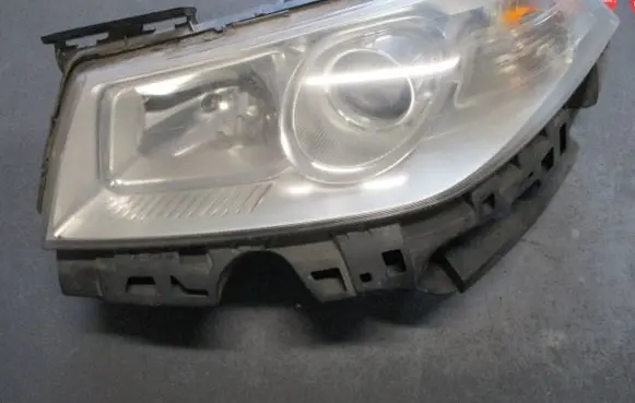 Renault Megane II Headlight/headlamp 8200412752 12911F 16MRZ2006