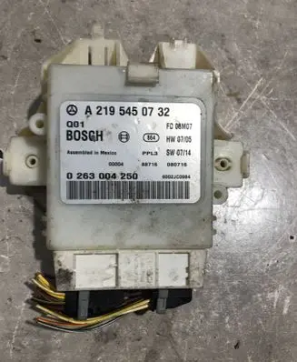 Mercedes-Benz CLS AMG C219 Parking PDC control unit/module A2195450732