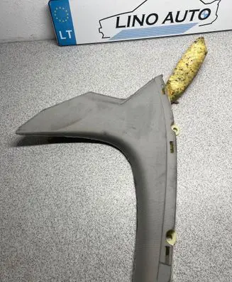 BMW 5 E60 E61 (C) pillar trim 7027091