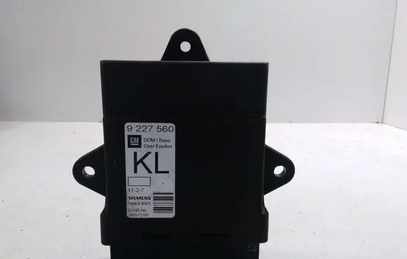 Opel Vectra C Door control unit/module 9227560