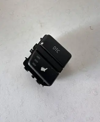 BMW 5 E60 E61 Seat heating switch 502286 915905202