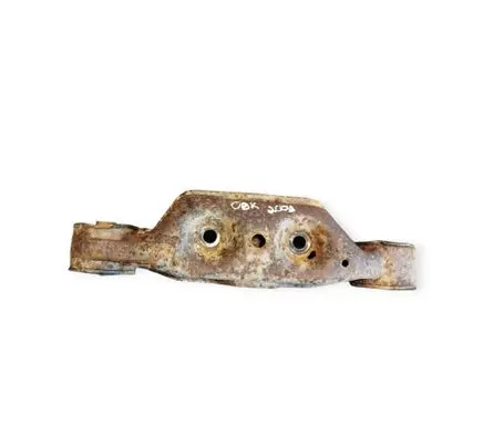 Subaru Outback Rear differential/diff mount bracket 
