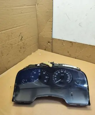 Opel Zafira A Speedometer (instrument cluster) 24461749JB