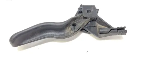 Opel Zafira B Engine bonnet (hood) release handle 218186591