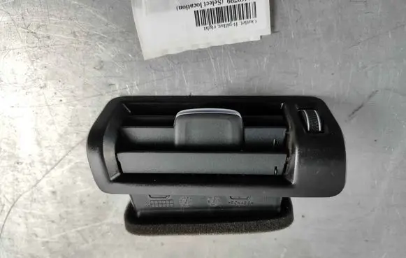 Volvo XC60 (B) pillar trim (top) 31469799