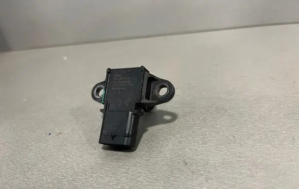 BMW 4 F32 F33 Air pressure sensor 7843531 A2C53394795