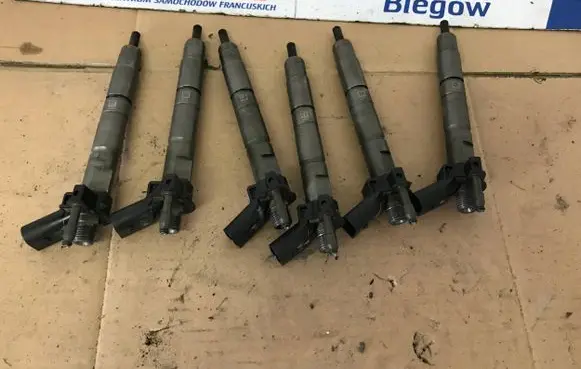 BMW 5 F10 F11 Fuel injector 0445116