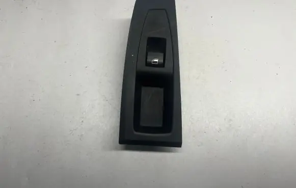 BMW 2 F46 Electric window control switch 9208107 7333902