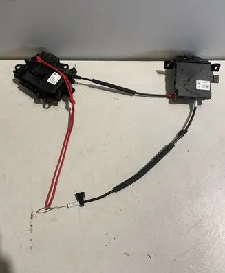 Maserati Levante Tailgate/trunk/boot lock/catch/latch 6701065090 06701090450